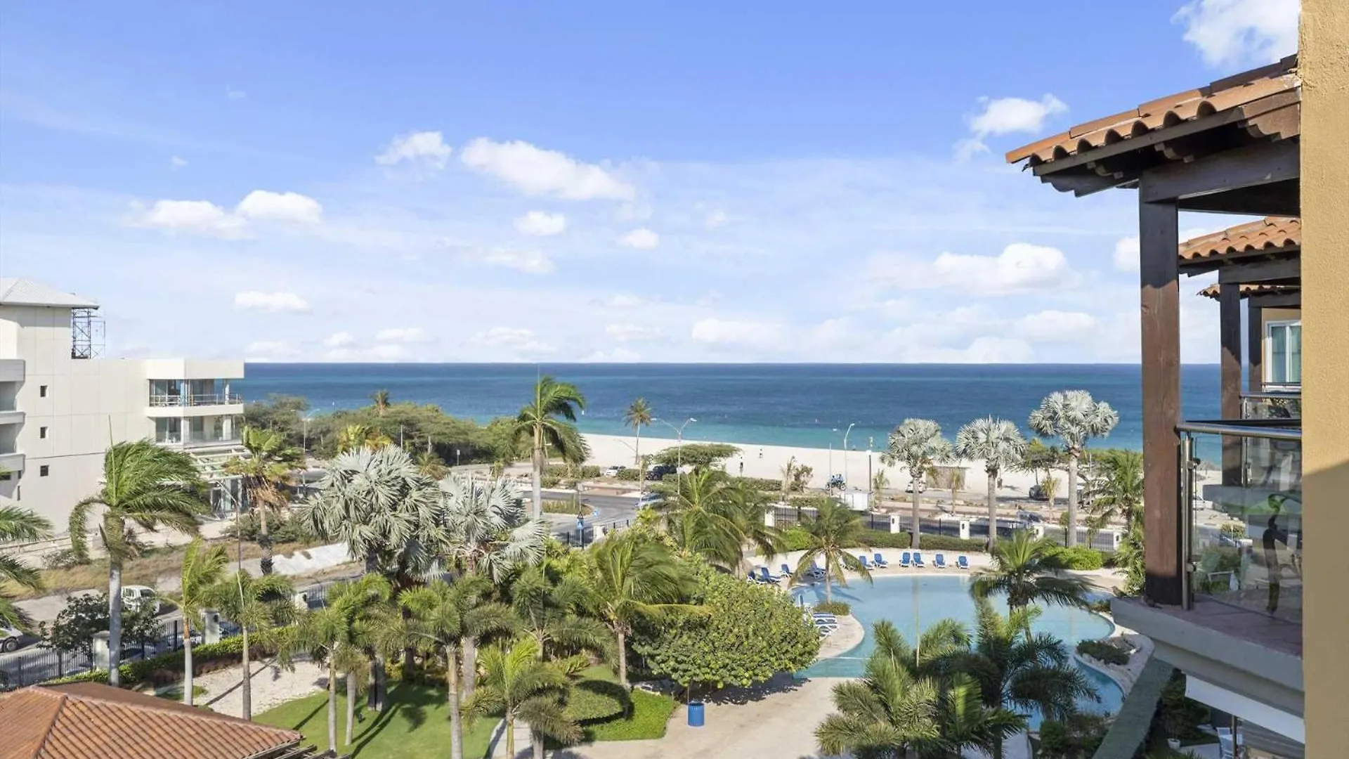 度假居 Beachfront -Bella Vista Penthouse 2Br Condo - E523 棕榈滩