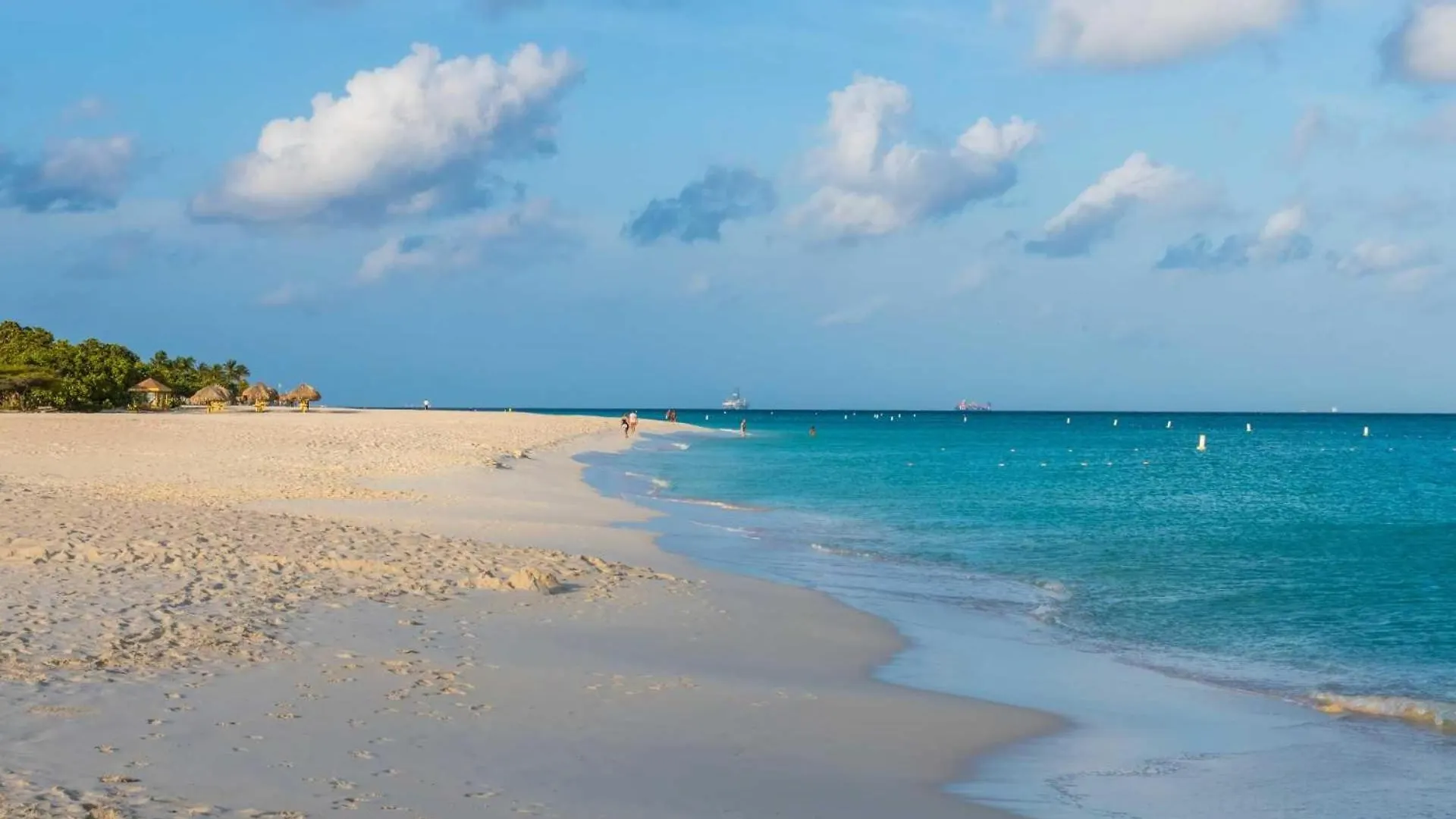 Beachfront -Bella Vista Penthouse 2Br Condo - E523 棕榈滩