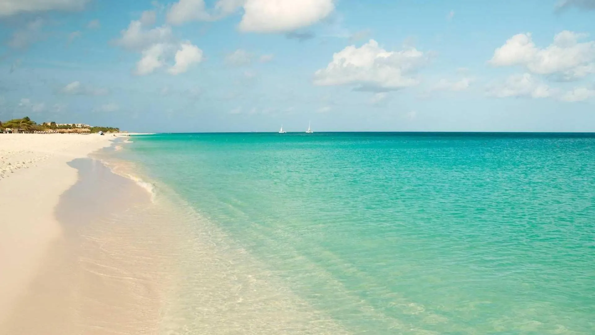 Beachfront -Bella Vista Penthouse 2Br Condo - E523 Palm Beach 0*,  Aruba